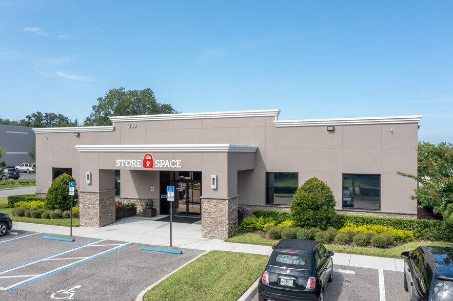 More Photos Of 330 E Crown Point Rd, Winter Garden Office For Sale