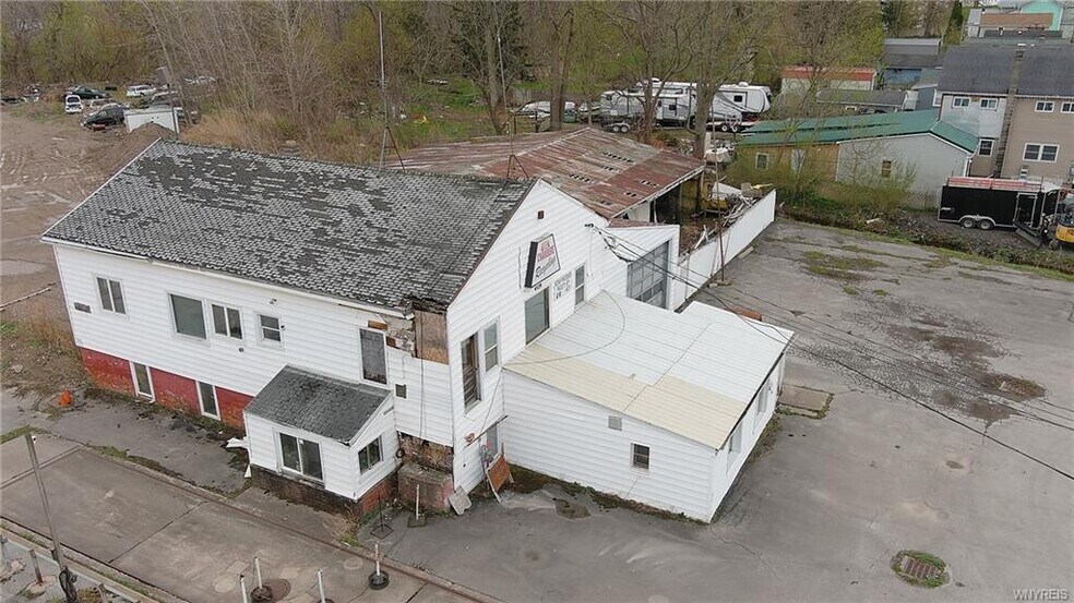 More Photos Of 4529 Mill St, Medina Service For Sale