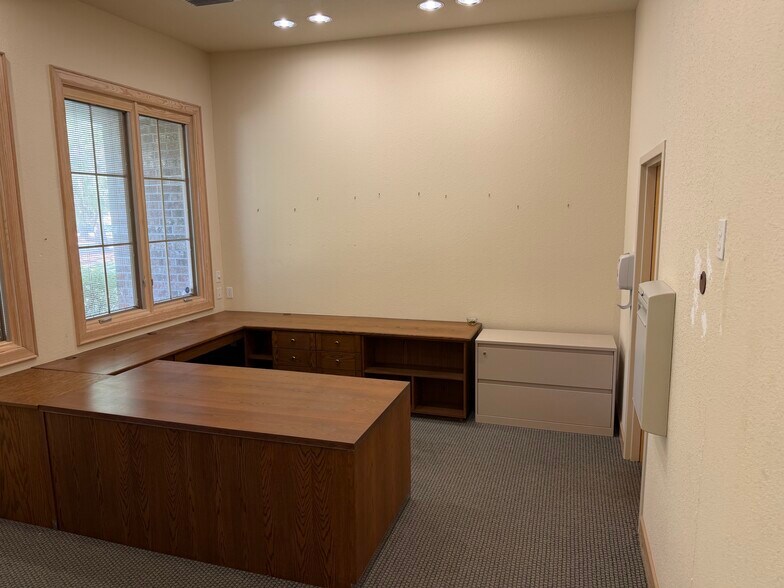 More Photos Of 1155 NW 64th Ter, Gainesville Medical For Sale