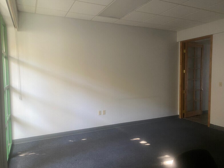 More Photos Of 1700 E Fort Lowell Rd, Tucson Medical For Lease