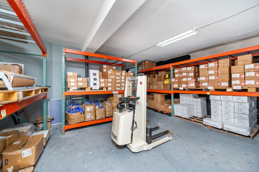 More Photos Of 7025 NW 7th Ave, Miami Research And Development For Sale
