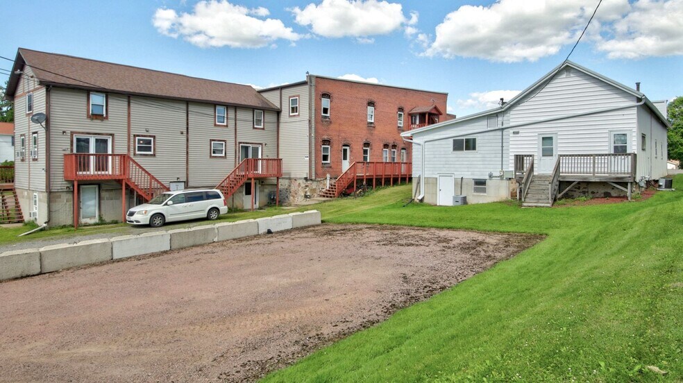 More Photos Of 113 S Main St, Greenwood Office For Sale