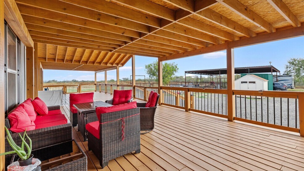 More Photos Of 6286 FM 2146, Jourdanton Land For Lease