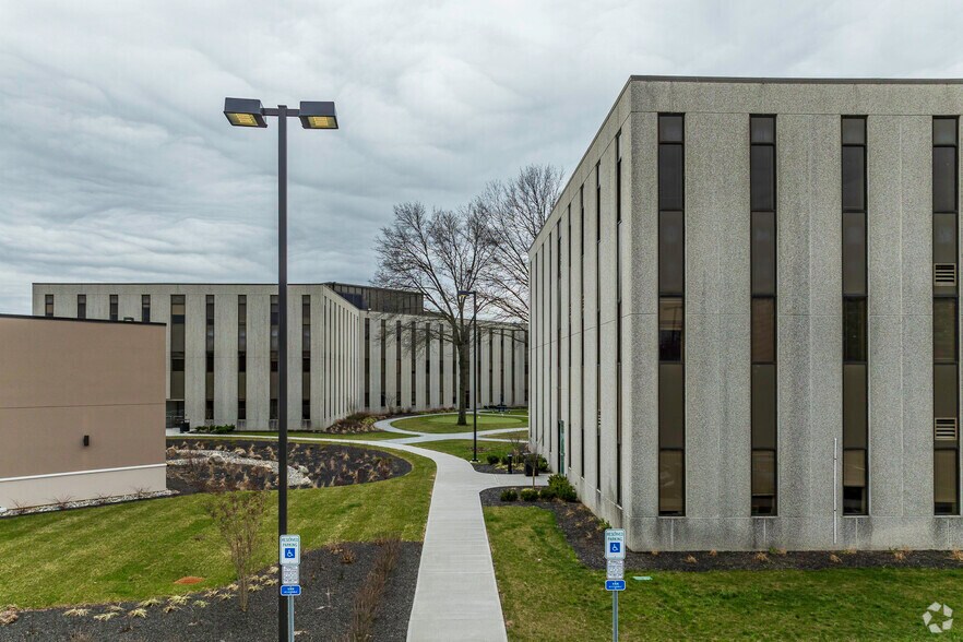 More Photos Of 1719 State Route 10, Parsippany Office For Lease