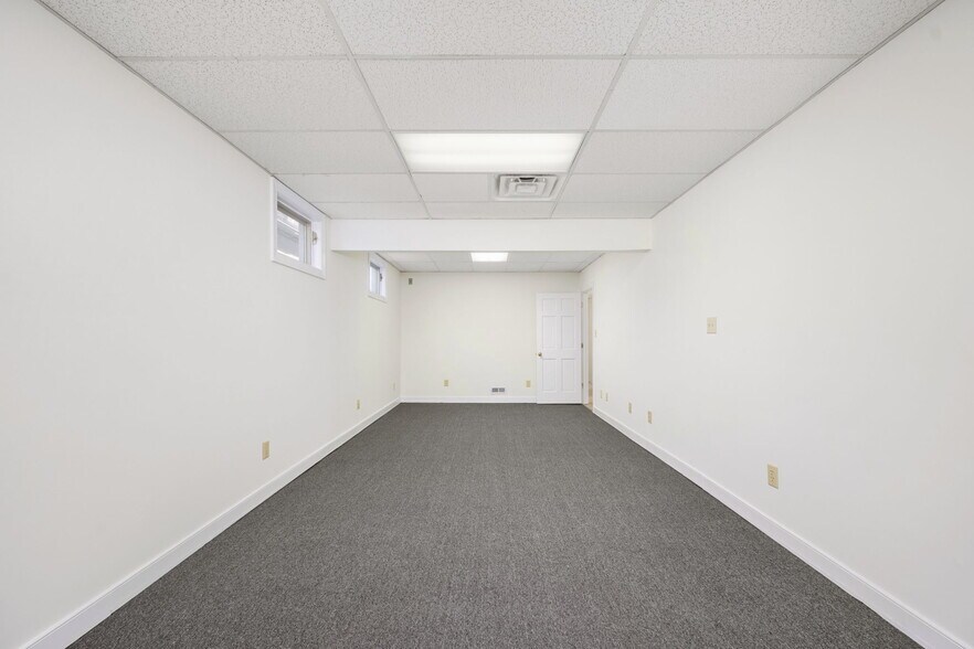 More Photos Of 620 Kenmore Ave, Fredericksburg Apartments For Lease