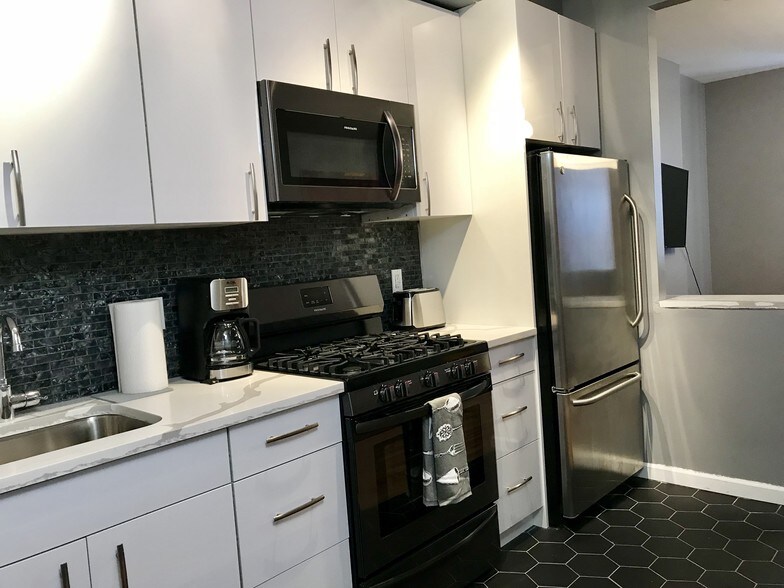 More Photos Of 546 W 188th St, New York Apartments For Sale
