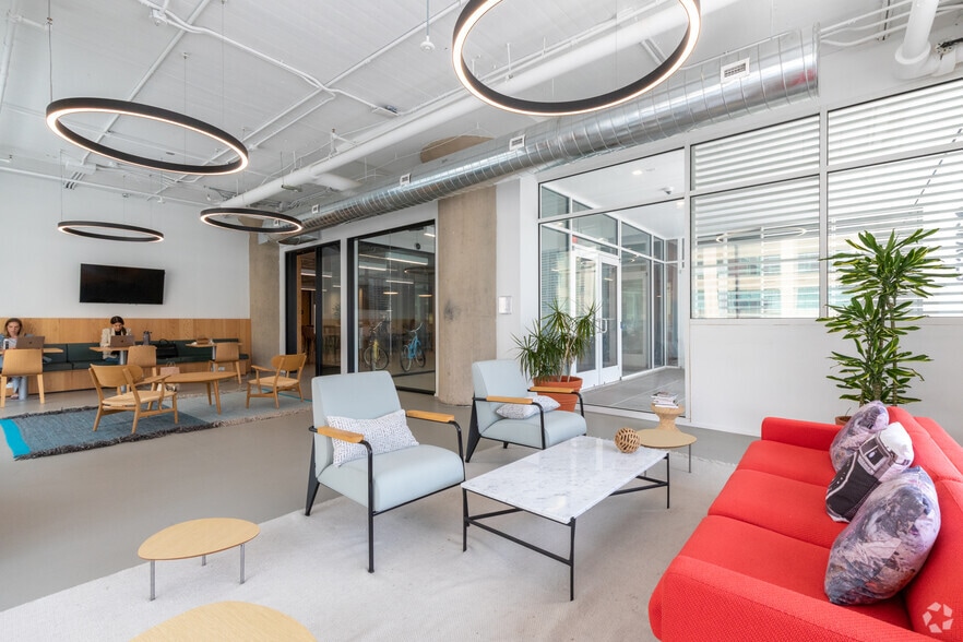 More Photos Of 175 Pearl St, Brooklyn Office For Lease