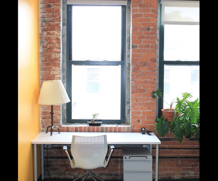 More Photos Of 60 Clayton St, Dorchester Office For Sale