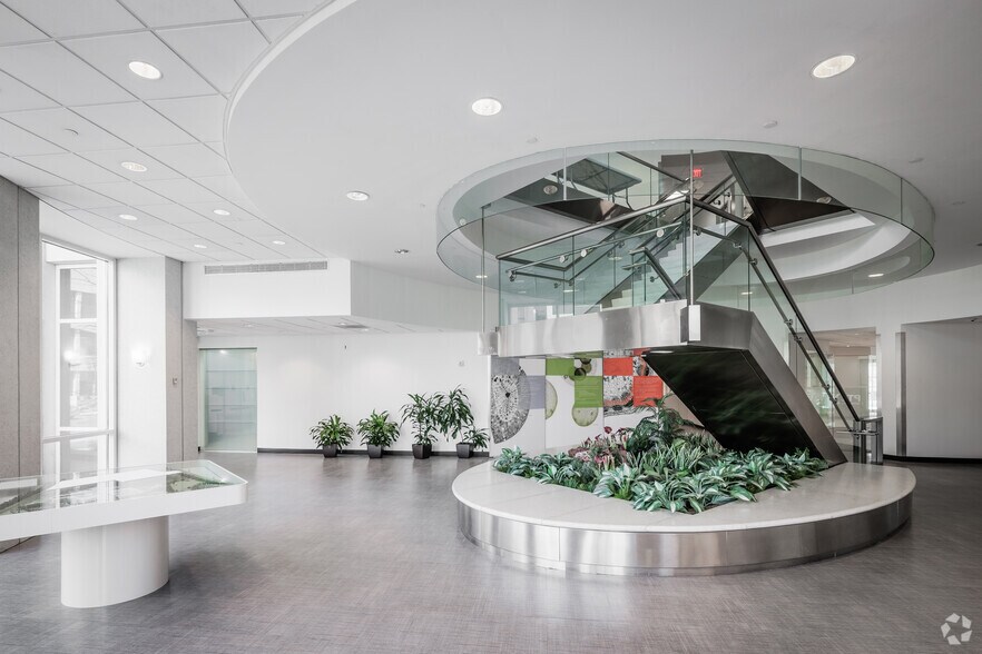 More Photos Of 1041 Route 202/206, Bridgewater Unknown For Lease