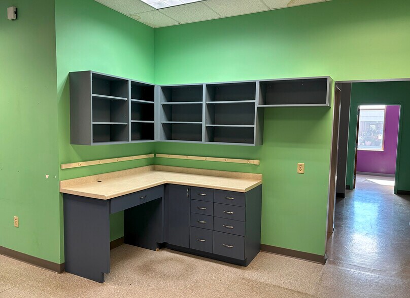 More Photos Of 4518-4522 Monona Dr, Madison General Retail For Lease