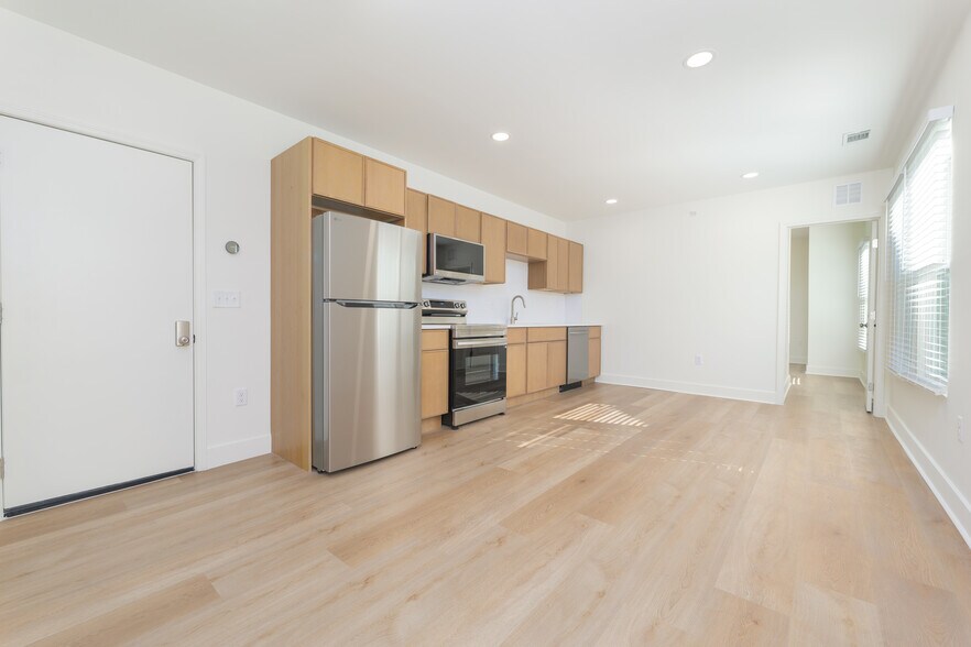 More Photos Of 1628 Walnut St, Jacksonville Multifamily For Sale