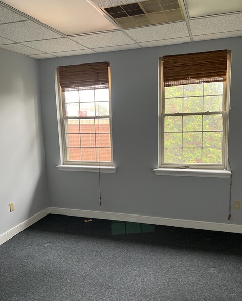 More Photos Of 3516 Plank Rd, Fredericksburg Office For Lease