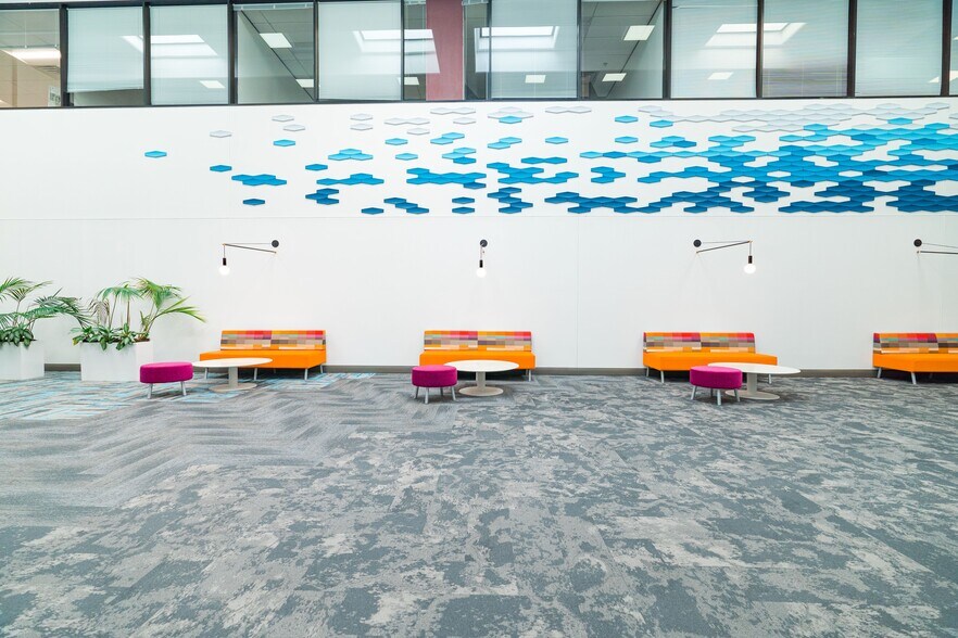 More Photos Of 206 Wild Basin Rd, Austin Office For Lease