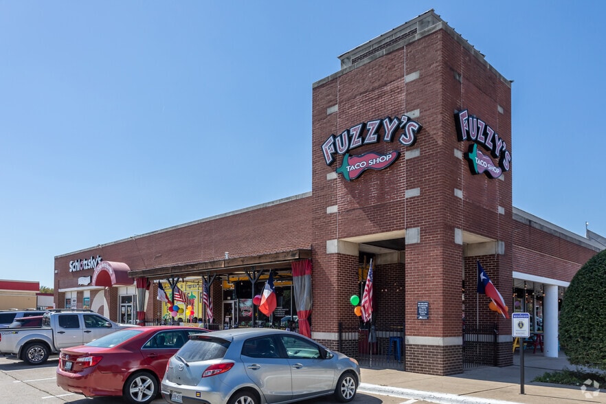 More Photos Of 2661 Midway Rd, Carrollton Unknown For Lease