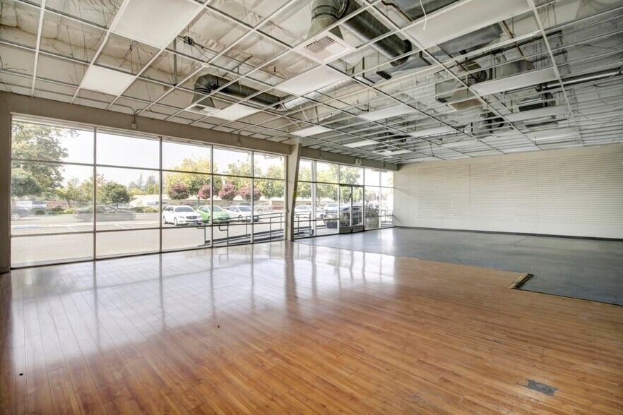 More Photos Of 2265 Sunrise Blvd, Gold River Auto Repair For Lease