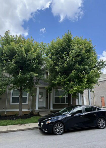 More Photos Of 102 Weist Pl, Louisville Apartments For Sale