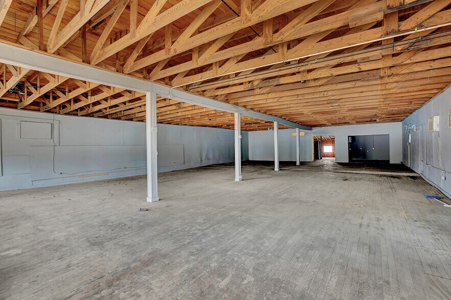 More Photos Of 650-664 S Seguin Ave, New Braunfels Land For Sale