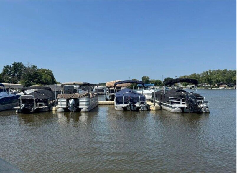 More Photos Of 807 E Harbor Rd, Milton Marina For Sale