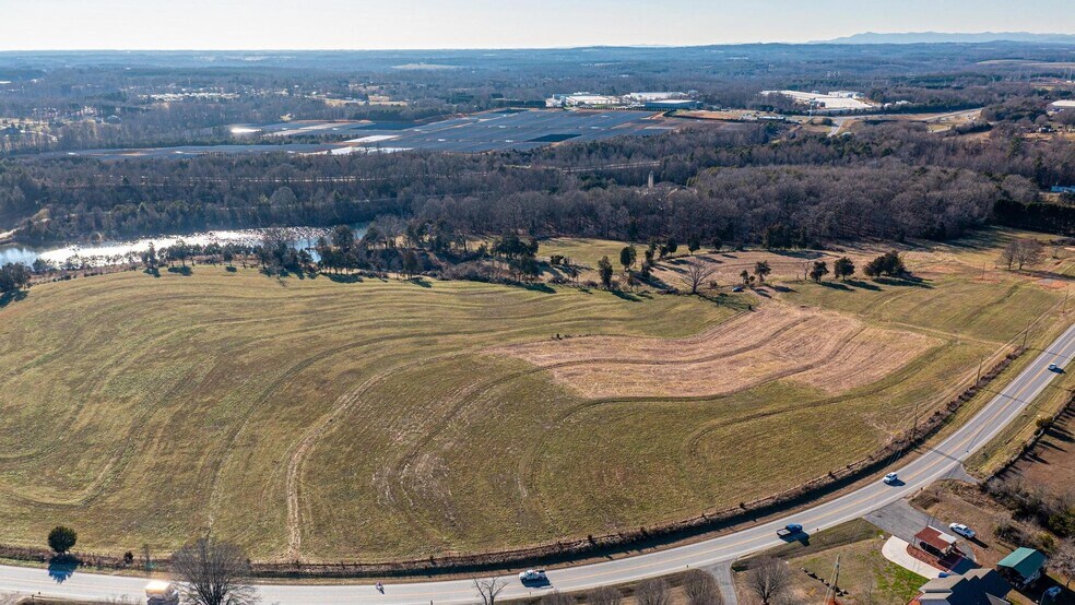 More Photos Of 1815 W Maiden Rd, Maiden Land For Sale