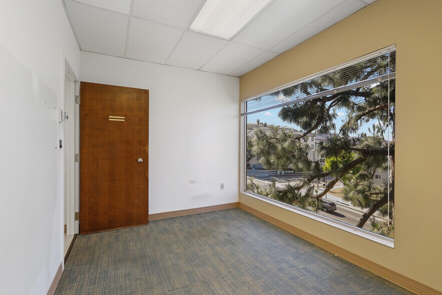More Photos Of 1760 Termino Ave, Long Beach Medical For Lease
