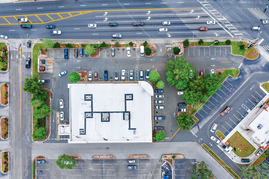 More Photos Of 2401 SW 27th Ave, Ocala Drugstore For Sale