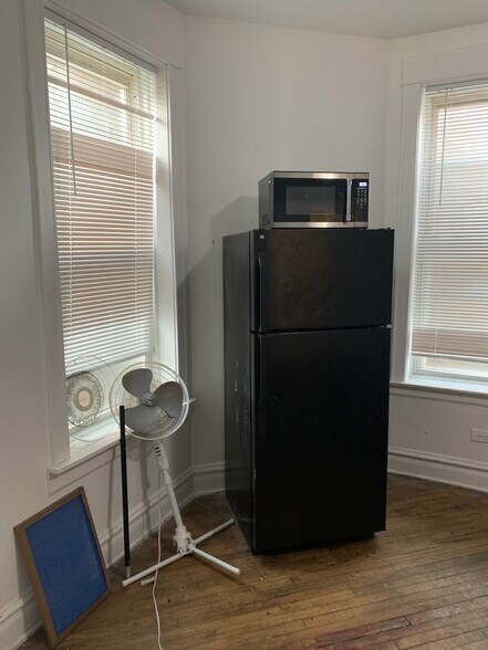 More Photos Of 2318 S Homan Ave, Chicago Apartments For Sale