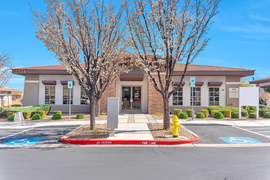 Primary Photo Of 2534 Anthem Village Dr, Henderson Medical For Sale