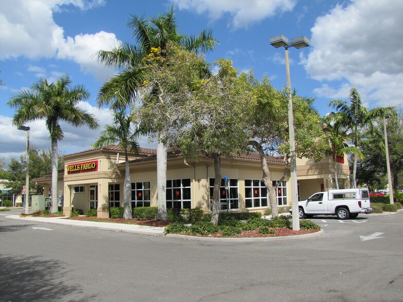 More Photos Of 4085 Hancock Bridge Pkwy, North Fort Myers Storefront For Lease