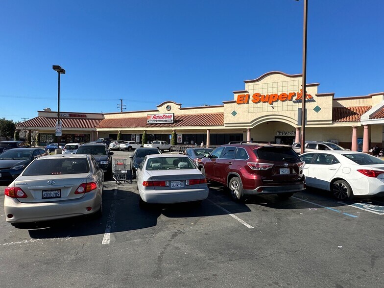 More Photos Of 14151 Ramona Blvd, Baldwin Park General Retail For Lease