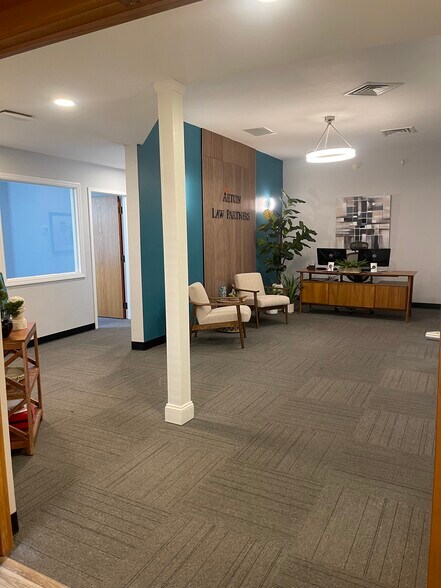 More Photos Of 171-175 Orange St, New Haven Office Residential For Lease