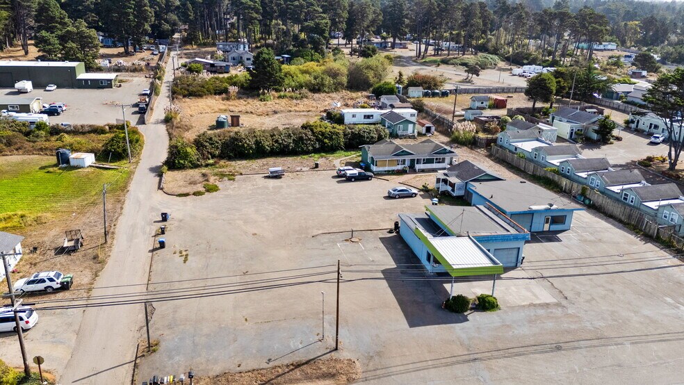 More Photos Of 18781 N Highway 1, Fort Bragg Flex For Sale