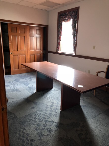 More Photos Of 2822 Main St, Morgantown Storefront Retail Office For Sale