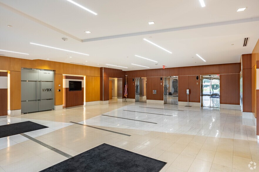 More Photos Of 9200-9211 Corporate Blvd, Rockville Unknown For Lease