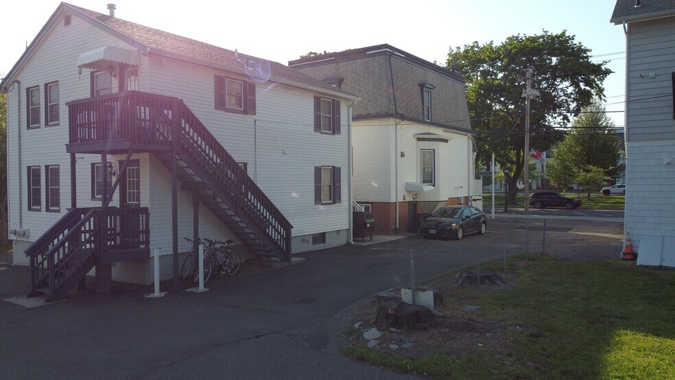 More Photos Of 158 Broad St, Milford Apartments For Sale