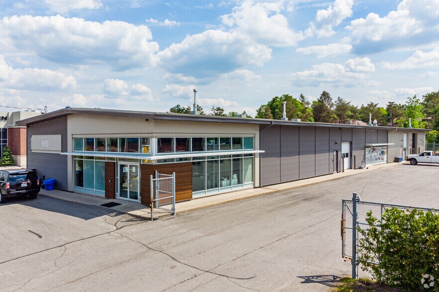 Primary Photo Of 580 Industrial Ave, Ottawa Light Manufacturing For Lease