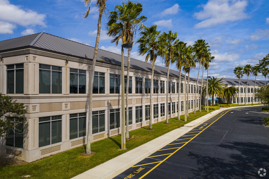 Primary Photo Of 9000 Town Center Pky, Bradenton Office For Lease