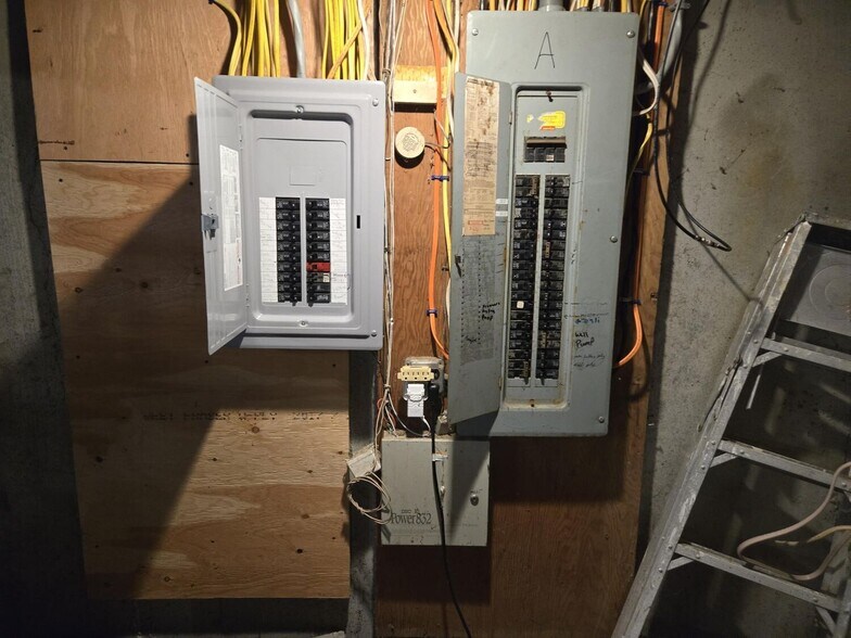 More Photos Of 5030 State Hwy, Eastham Freestanding For Sale