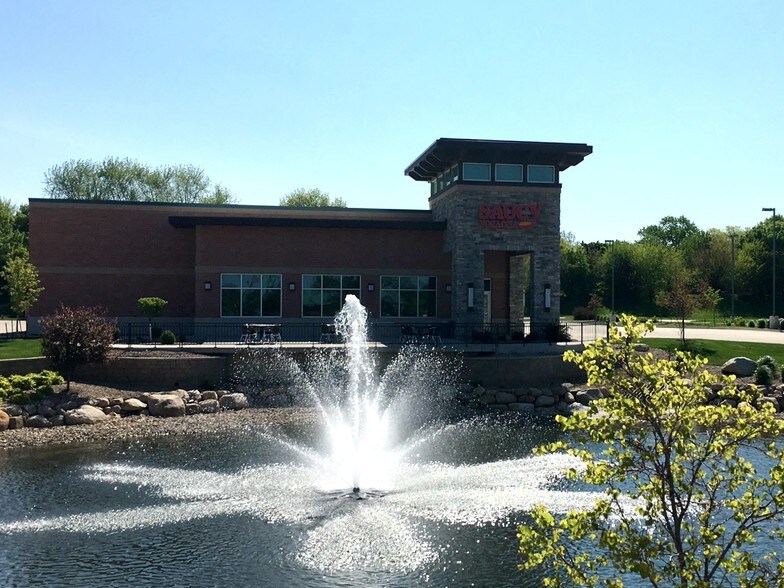 More Photos Of 5100 Fountains Dr NE, Cedar Rapids Storefront For Lease