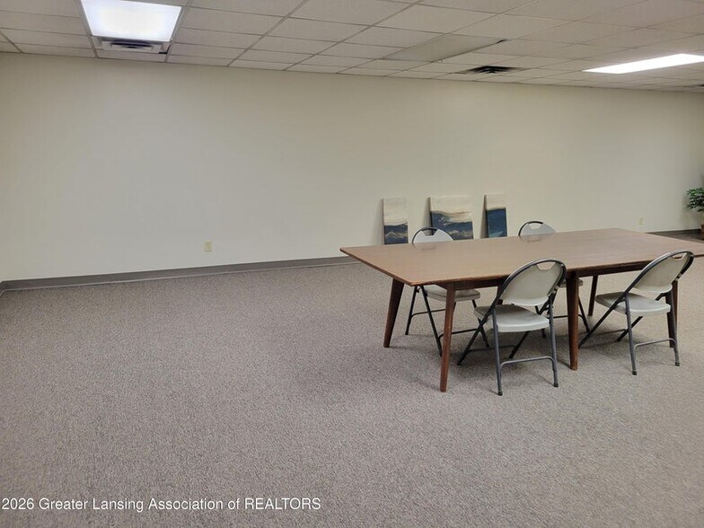 More Photos Of 108 W Higham St, Saint Johns Medical For Sale