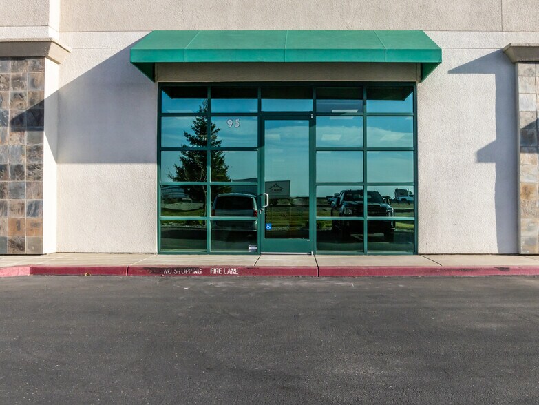 More Photos Of 95 Darcy Pkwy, Lathrop Service For Lease