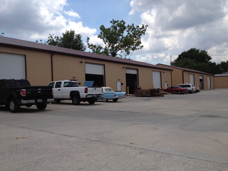 More Photos Of 8 Groce Ave, Glenolden Light Distribution For Lease