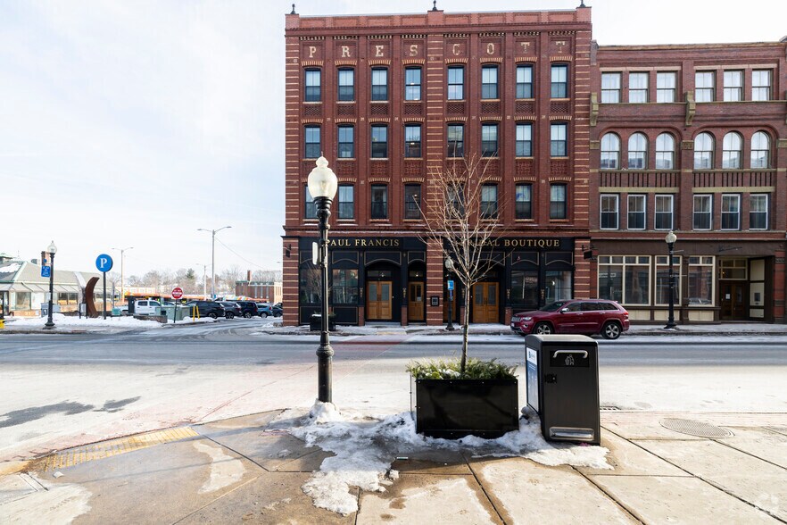 More Photos Of 2-8 Washington St, Haverhill Apartments For Sale