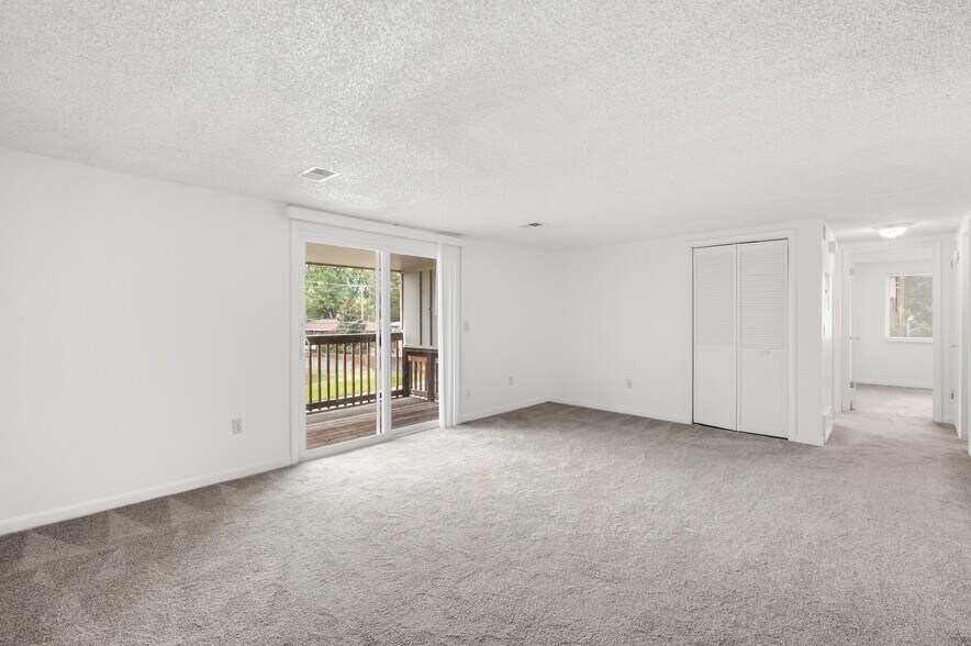 More Photos Of 1815-1817 28th St, Greeley Apartments For Sale