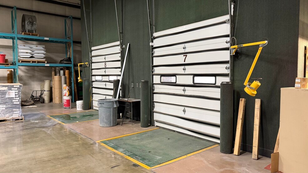 More Photos Of 5201 S 19th St, Lincoln Warehouse For Sale