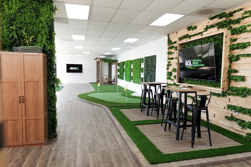 More Photos Of 33955 Doheny Park Rd, San Juan Capistrano General Retail For Sale