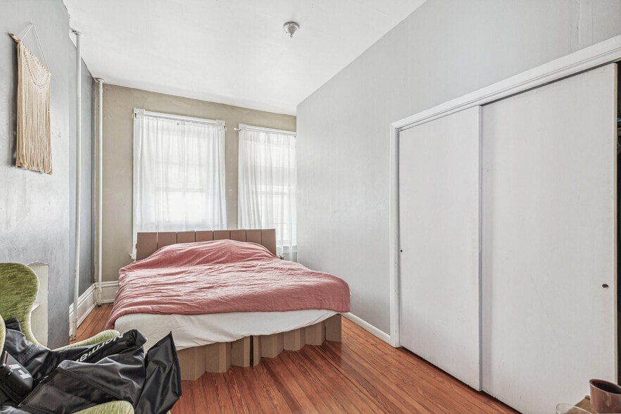 More Photos Of 1570 Saint Paul St, Denver Apartments For Sale