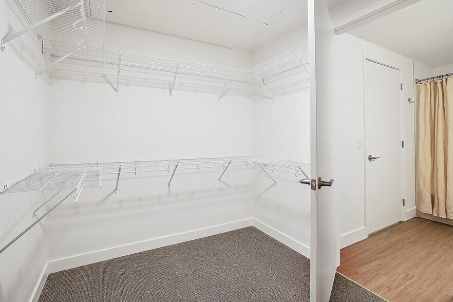 More Photos Of 2950 Arkins Ct, Denver Apartments For Lease