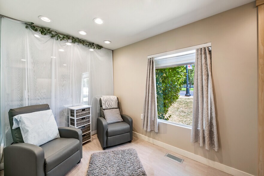 More Photos Of 3378 S 2300 E, Salt Lake City Medical For Sale