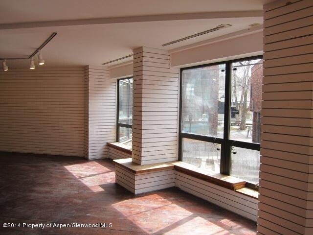More Photos Of 400 E Hyman Ave, Aspen General Retail For Lease