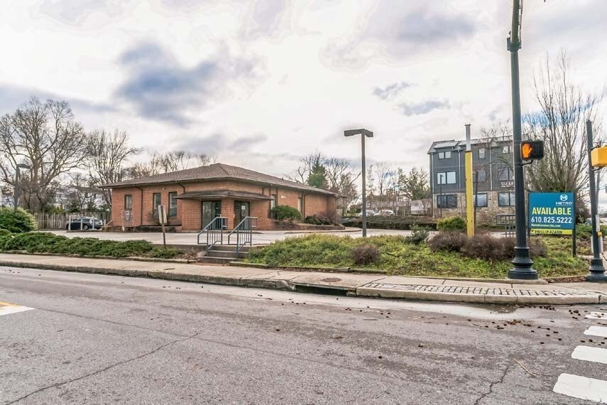 More Photos Of 1316 Bethlehem Pike, Flourtown Bank For Sale